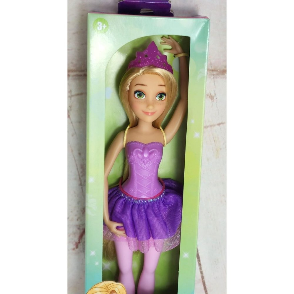Disney Princess Ballerina Rapunzel Hasbro Doll -Perfect for Imaginative Playtime - Picture 11 of 16